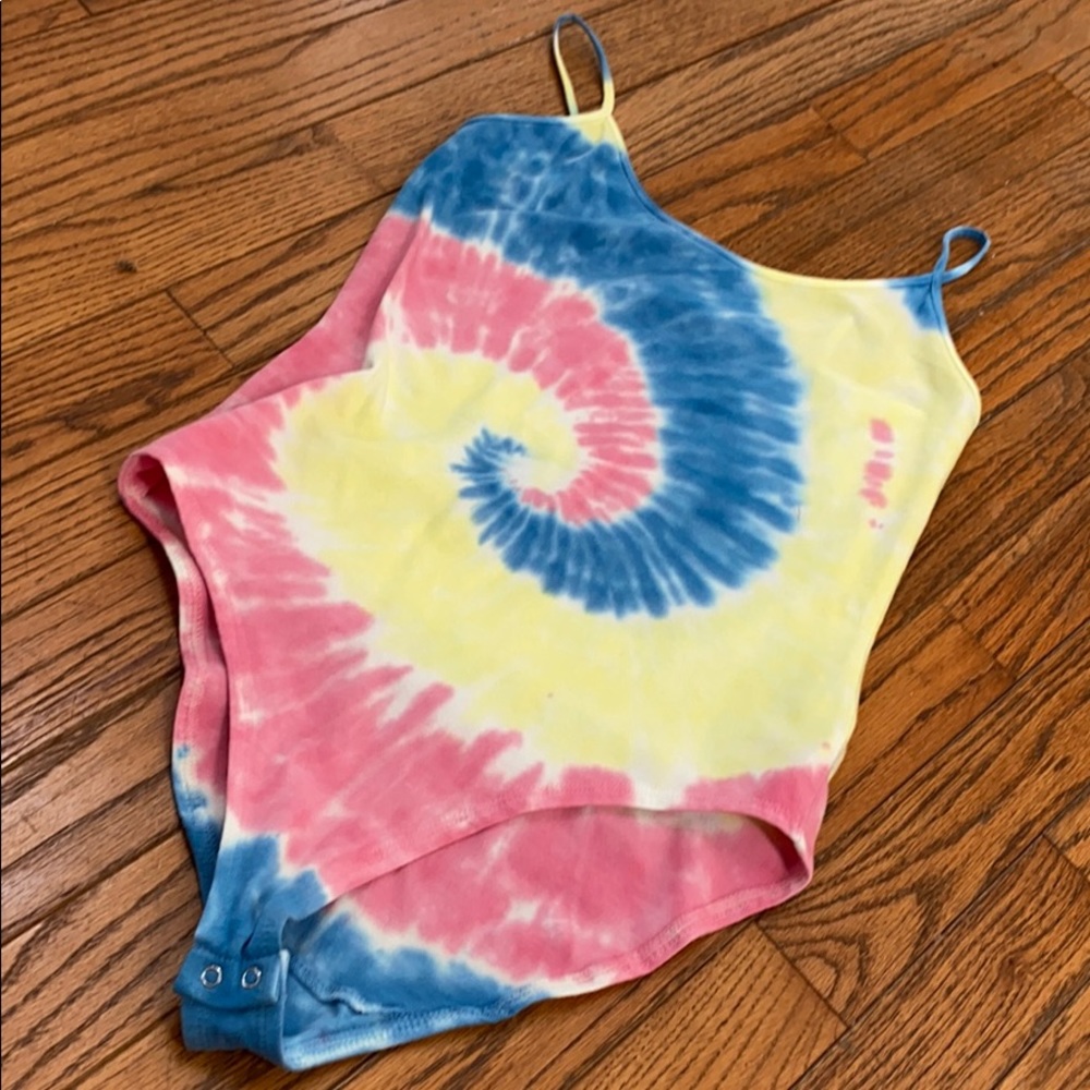 Tie dye bodysuit 🌙